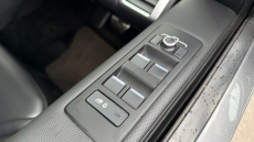 Land Rover Discovery 3.0 D300 R-Dynamic HSE 5dr Auto Diesel Station Wagon